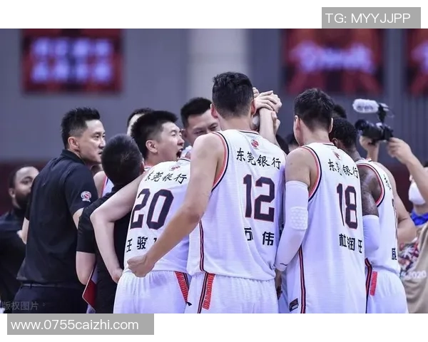 南京乒乓球队与上海乒乓球队赛后复盘分析比赛节奏与战术对比